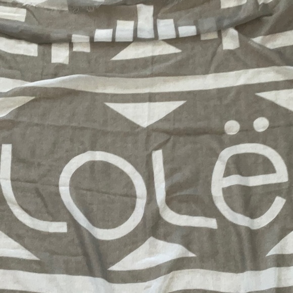 Large LOLE sheer scarf 50 x50 - Picture 2 of 4